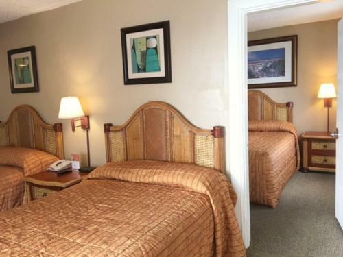 Polynesian Oceanfront Motel