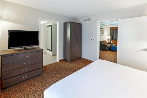 Hotel Embassy Suites Dallas - Market Center