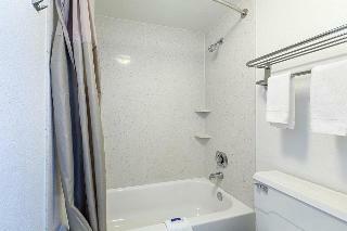 Motel 6 Dallas Market Center