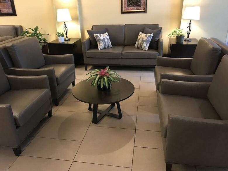 Hotel Embassy Suites Dallas - Park Central Area
