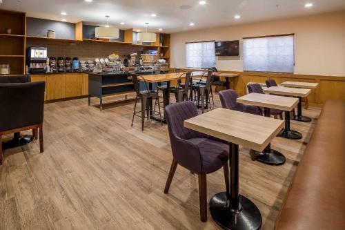 Hotel Comfort Suites El Paso Airport