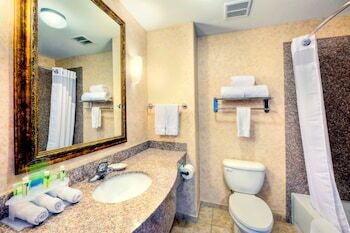 Hotel Holiday Inn Express And Suites Granbury