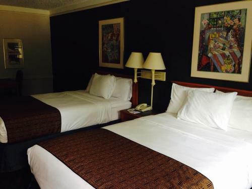 Motel Baymont Inn And Suites Longview