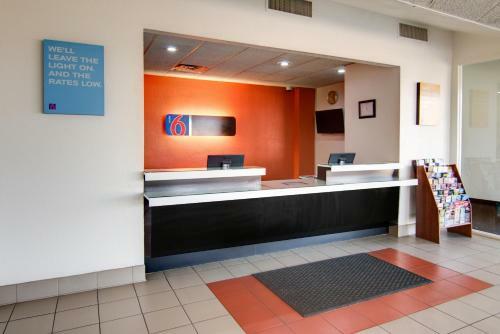 Motel 6 Mount Pleasant, Tx
