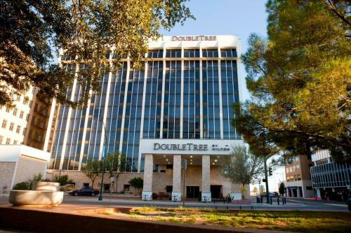 Hotel Doubletree By Hilton Midland Plaza