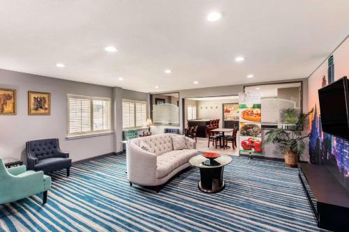 Hotel Quality Inn & Suites Plano