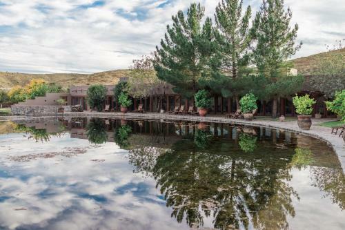 Hotel Cibolo Creek Ranch