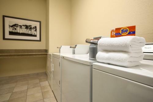 Hotel Country Inn And Suites Temple