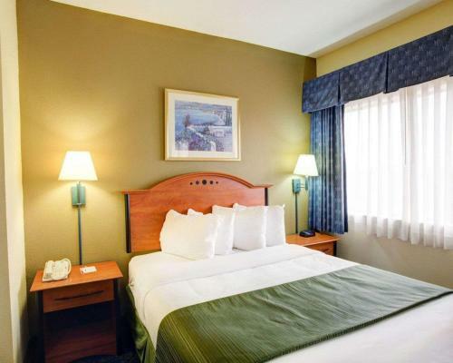 Hotel Quality Inn & Suites Baylor Stadium North