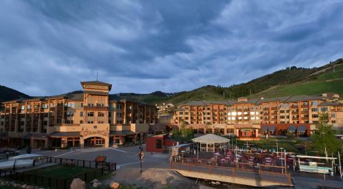 Sundial Lodge By All Seasons Resort Lodging