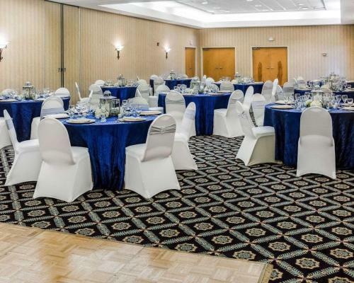 Hotel Quality Suites Lake Wright Norfolk Airport