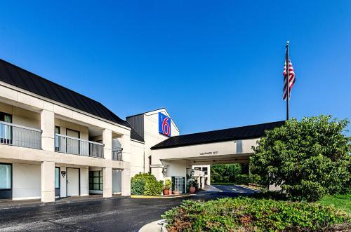 Motel 6 Roanoke Va