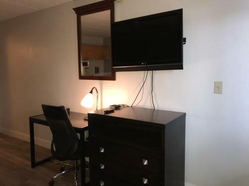 Hotel Belmont Inn & Suites Virginia Beach