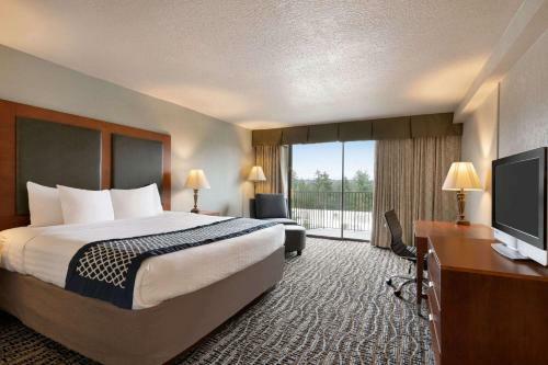 Hotel Baymont By Wyndham Bremerton Wa