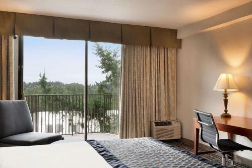 Hotel Baymont By Wyndham Bremerton Wa