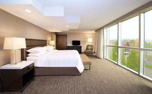 Hotel Embassy Suites By Hilton Seattle Bellevue