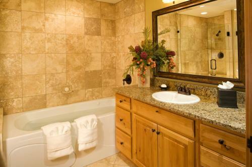 Silverado Lodge Park City - Canyons Village