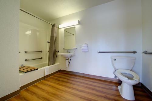 Motel 6 Seattle Airport