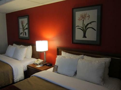 Hotel Ramada By Wyndham Downtown Spokane
