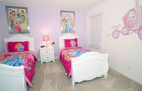 Vacation Home Miles Away From Disney 13yc19