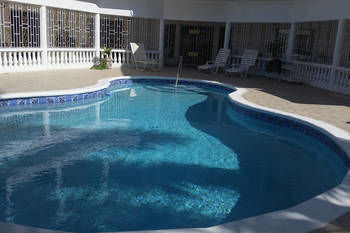 Chateau De La Rose Bed & Breakfast