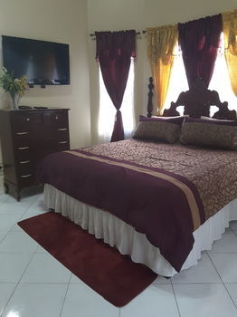 Hotel Cazwin Villa