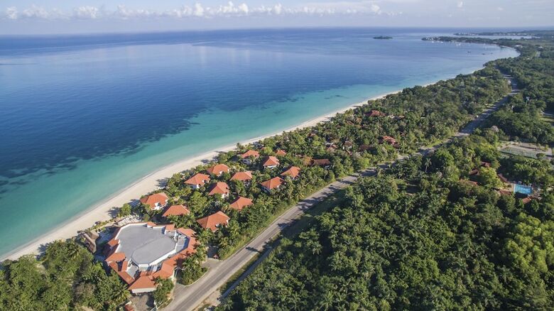 Hotel Couples Swept Away All Inclusive