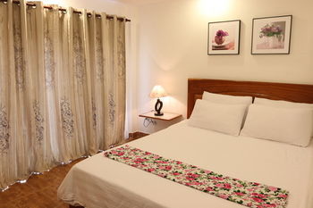 Hotel Hello House