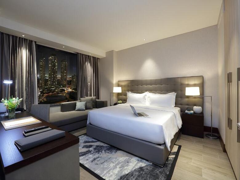 Hotel Makati Diamond Residences