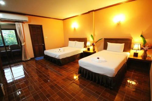 Lanta Sabai Hotel & Bungalows