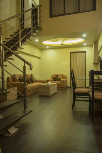 Hotel Zaras Resort Khandala