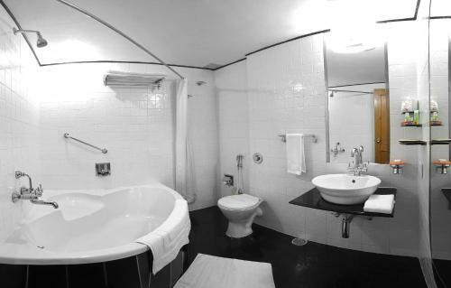 Hotel Honeymoon Inn Manali
