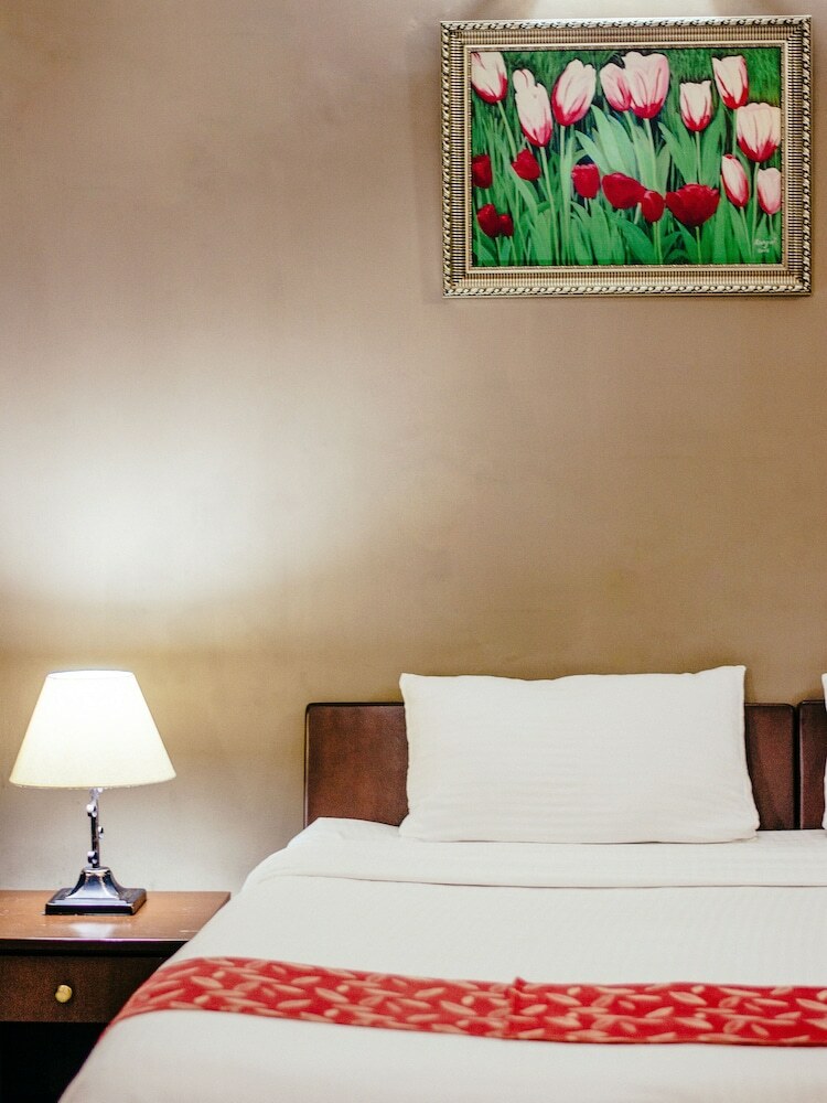 Agroturismo Hanu Reddy Residences Wallace Garden