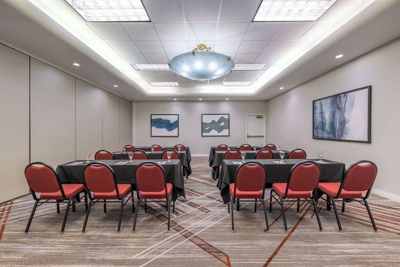 Hotel Embassy Suites Convention Center Las Vegas