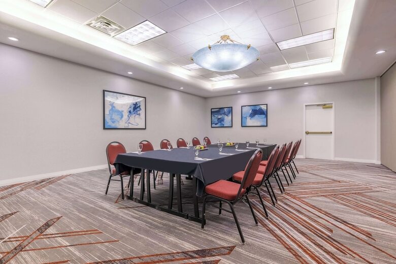 Hotel Embassy Suites Convention Center Las Vegas