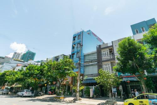 Song Xanh Hotel