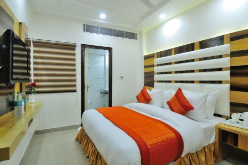 Hotel The Gold Inn Paharganj