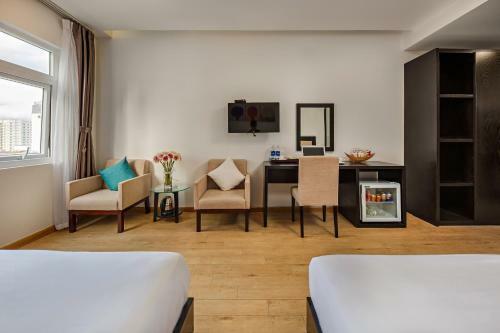 Golden Star Hotel