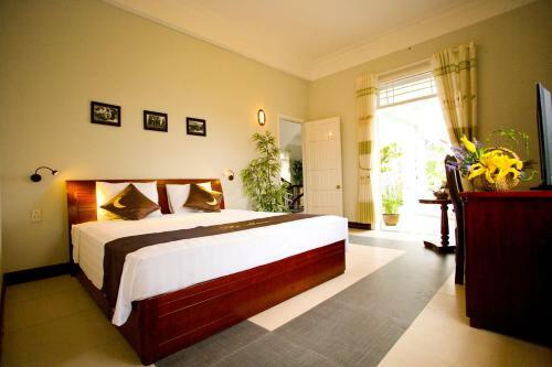 The Moon Homestay