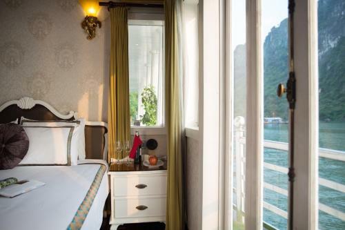Majestic Halong Cruise