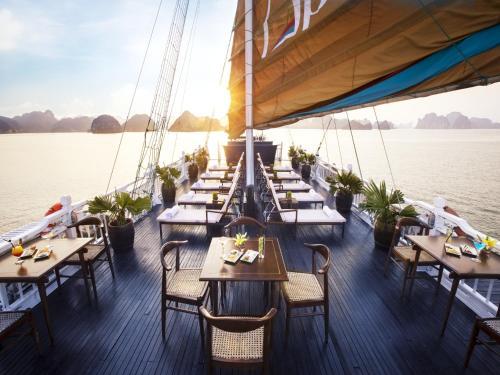 Aphrodite Cruise