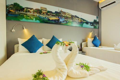 Green Field Hotel