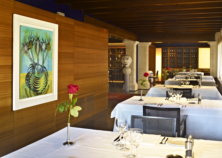 Hotel Cala Sant Vicen�