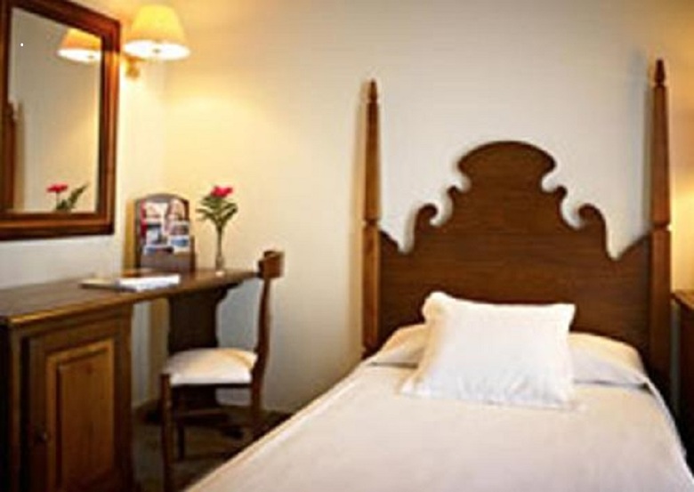 Hotel Cala Sant Vicen�