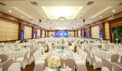 Sai Gon Ha Long Hotel