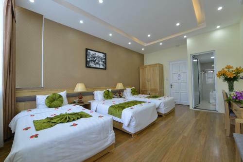 Blue Hanoi Inn Hotel