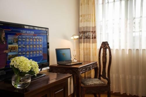 Camellia Hotel