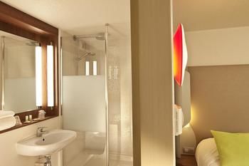 Hotel Campanile Arles
