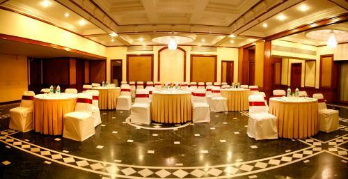 Hotel Sagar Plaza