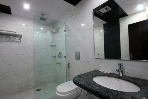 Hotel Mohan International